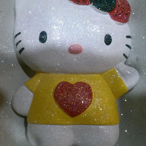 Meet your Posher, Corinne - Picture 1 of 1